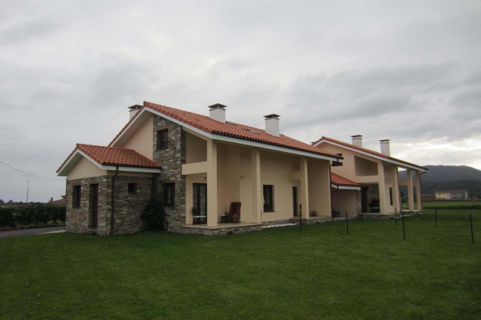Apartamentos El Regueirin 2 Oviñana エクステリア 写真